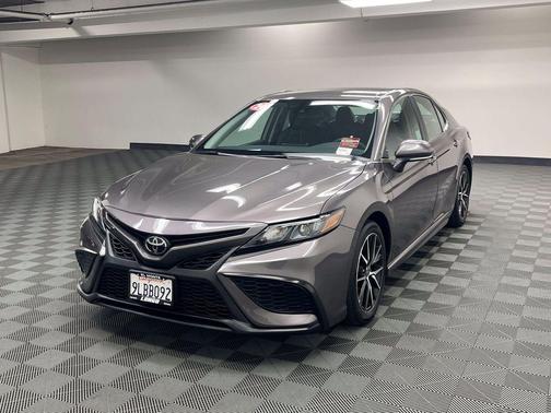 Predawn Gray Mica 2024 Toyota Camry SE