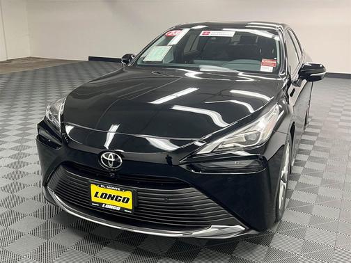 2023 Toyota Mirai Base