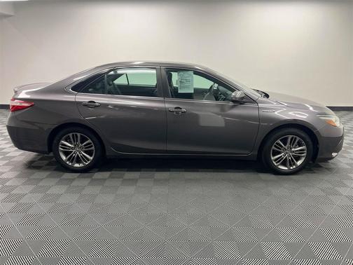 2016 Toyota Camry Hybrid SE