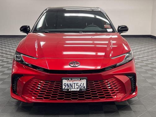 Supersonic Red/Midnight Black Metallic 2025 Toyota Camry XSE