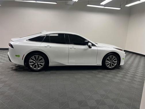 2023 Toyota Mirai Base