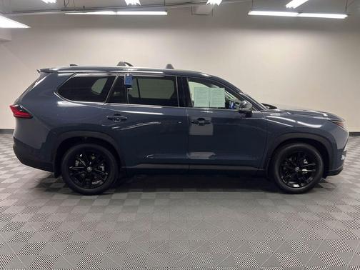 Storm Cloud 2024 Toyota Grand Highlander Limited