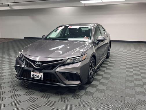 Predawn Gray Mica 2024 Toyota Camry SE