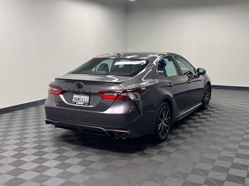 Predawn Gray Mica 2024 Toyota Camry SE