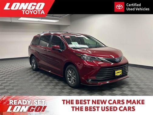 2025 Toyota Sienna XLE