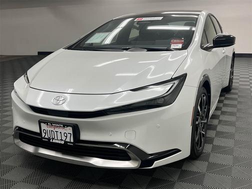 2025 Toyota Prius Plug-In Hybrid XSE
