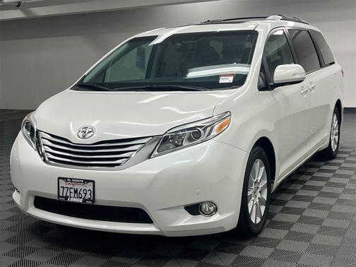 2017 Toyota Sienna Limited Premium