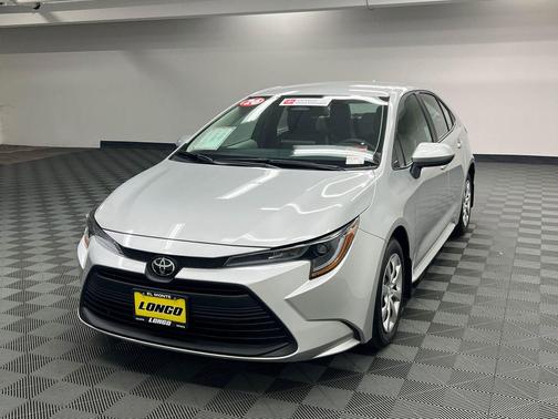 Classic Silver Metallic 2026 Toyota Corolla LE