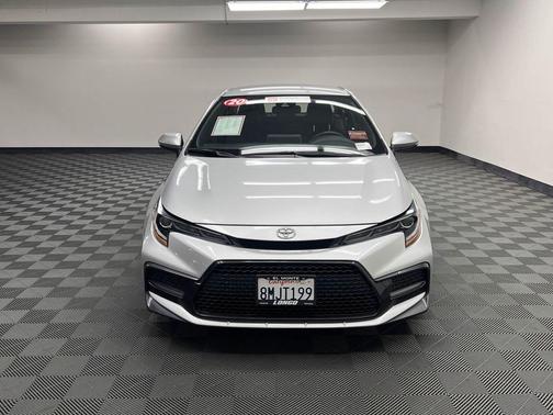 Classic Silver Metallic 2020 Toyota Corolla SE