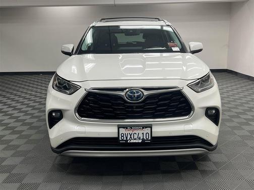 2021 Toyota Highlander Hybrid Platinum