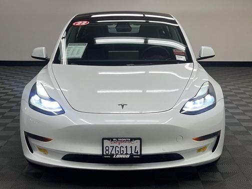 Pearl White 2022 Tesla Model 3 Rear-Wheel Drive