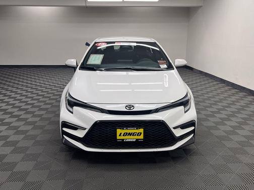 Ice Cap 2025 Toyota Corolla SE