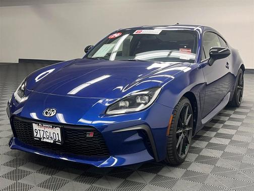 2024 Toyota GR86 Premium