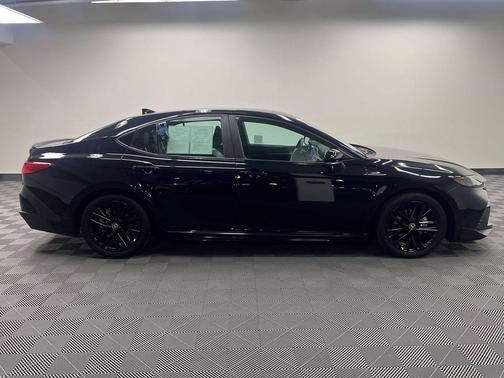 Midnight Black Metallic 2025 Toyota Camry SE