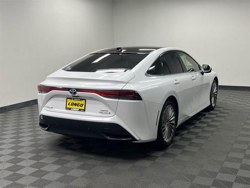2021 Toyota Mirai Base