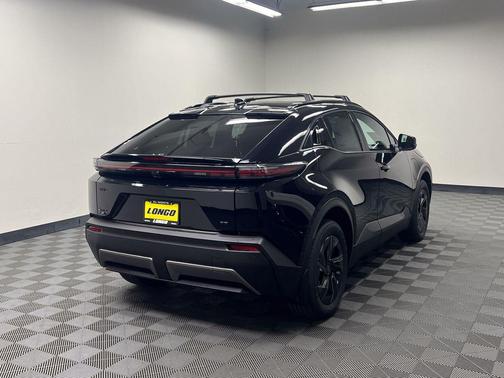 Midnight Black Metallic 2026 Toyota C-HR SE