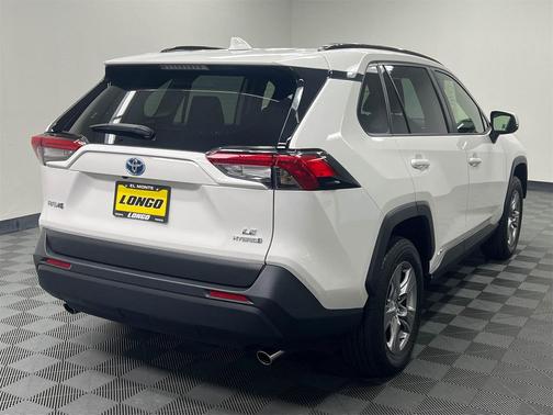 2023 Toyota RAV4 Hybrid LE
