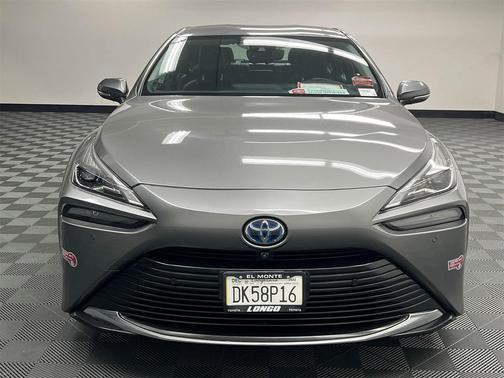 2022 Toyota Mirai Base