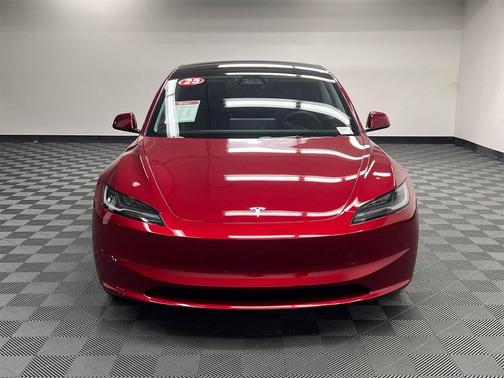 2025 Tesla Model 3 Long Range