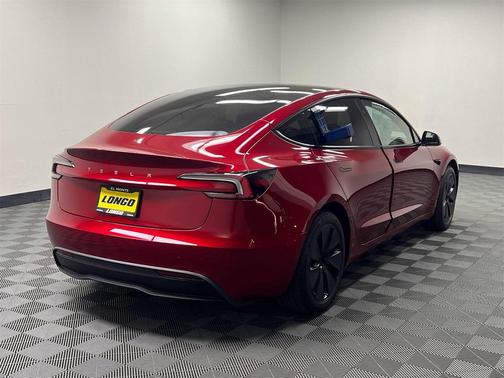 2025 Tesla Model 3 Long Range