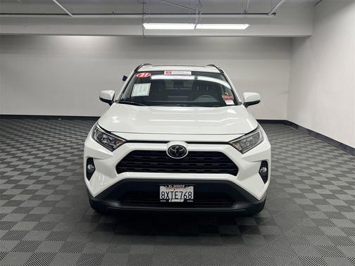 2021 Toyota RAV4 XLE Premium