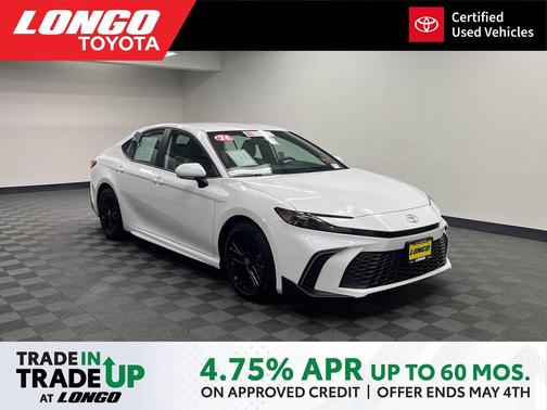 Ice Cap 2026 Toyota Camry SE