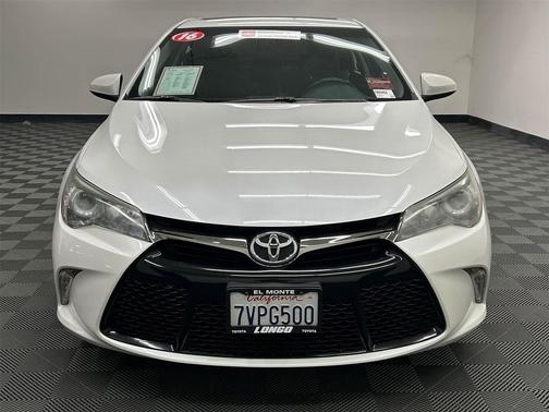2016 Toyota Camry XSE