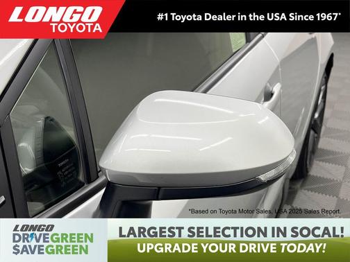 Classic Silver Metallic 2026 Toyota Corolla SE