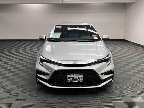 Classic Silver Metallic 2026 Toyota Corolla SE