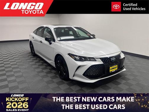 2022 Toyota Avalon Hybrid XSE