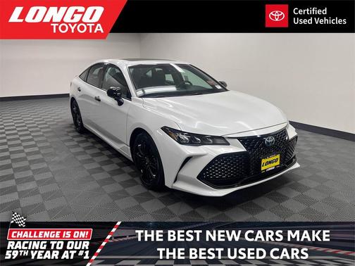 2022 Toyota Avalon Hybrid XSE