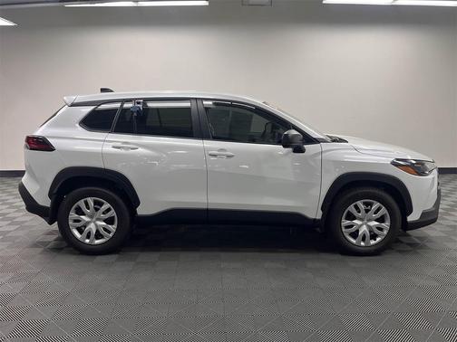 Wind Chill Pearl 2026 Toyota Corolla Cross L