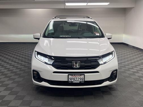 Platinum White 2025 Honda Odyssey EX-L