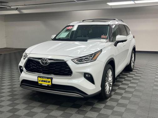 2023 Toyota Highlander Platinum