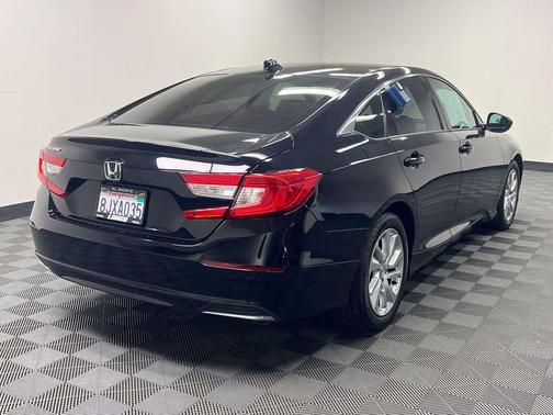 Crystal Black Pearl 2019 Honda Accord LX
