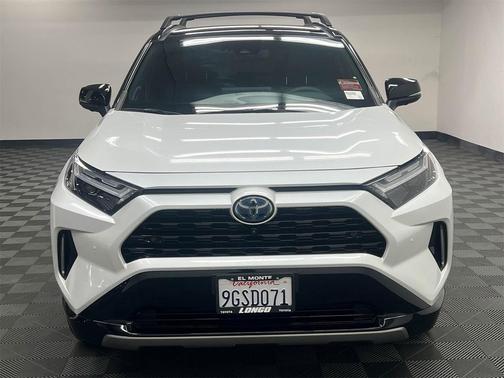 2023 Toyota RAV4 Hybrid SE