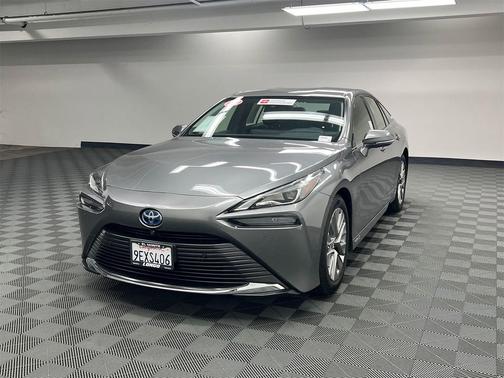2022 Toyota Mirai Base