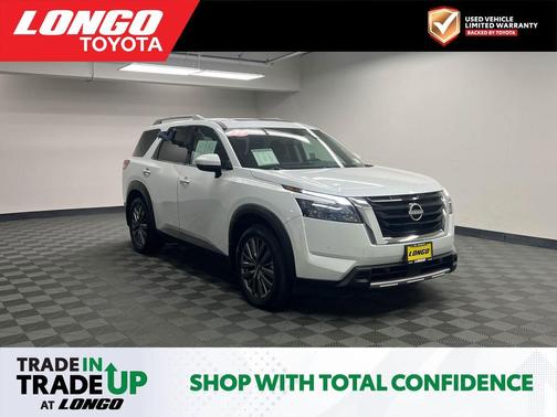 2025 Nissan Pathfinder SL FWD