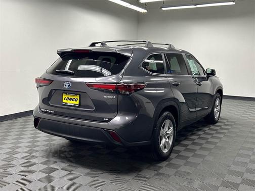 2024 Toyota Highlander Hybrid LE