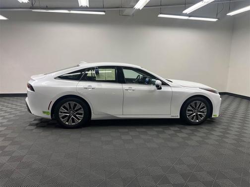 2023 Toyota Mirai Base