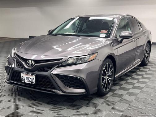 Predawn Gray Mica 2021 Toyota Camry SE