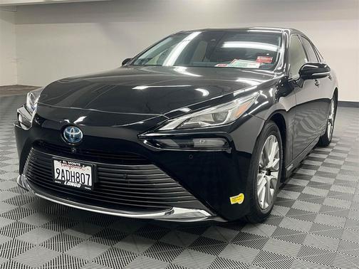 2022 Toyota Mirai Base