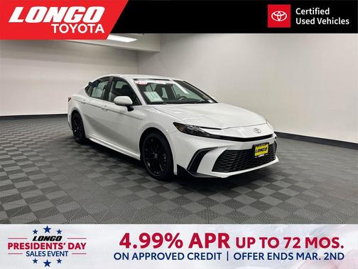 2026 Toyota Camry SE