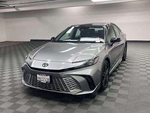 Heavy Metal/Midnight Black Metallic 2025 Toyota Camry XSE