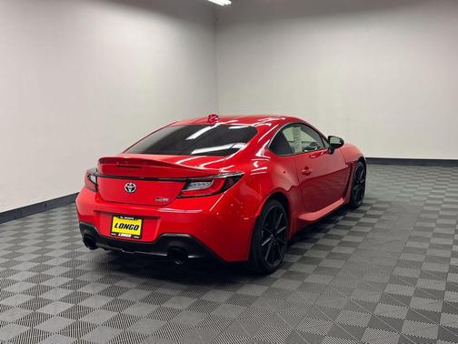 Track bRed 2023 Toyota GR86 Premium