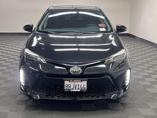Black Sand Pearl 2018 Toyota Corolla SE