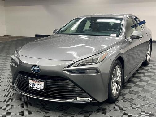 2021 Toyota Mirai Base