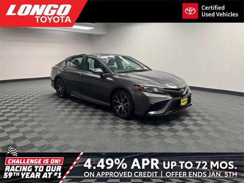 2022 Toyota Camry SE