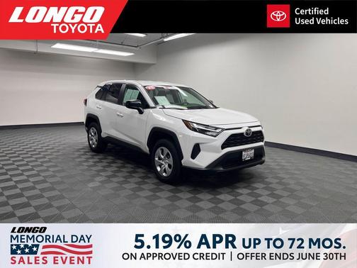 Ice Cap 2025 Toyota RAV4 LE