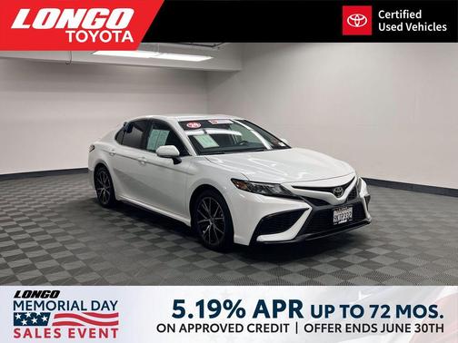 Ice Cap 2024 Toyota Camry SE